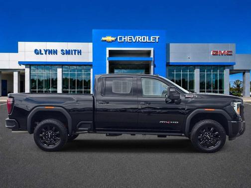 Onyx Black 2026 GMC Sierra 2500 AT4