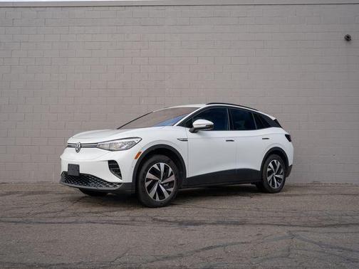 Pure White 2023 Volkswagen ID.4 Pro