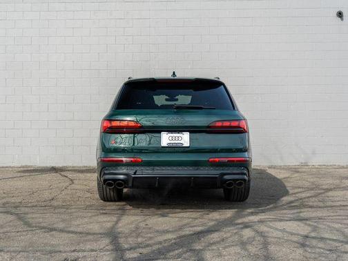 Green 2026 Audi SQ7 4.0T Premium Plus