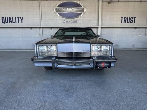 1982 Oldsmobile Toronado Brougham 2dr Coupe