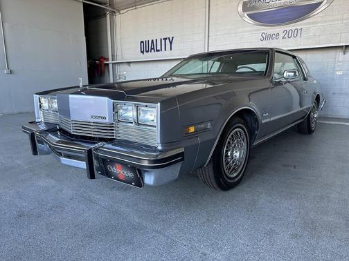 1982 Oldsmobile Toronado Brougham 2dr Coupe