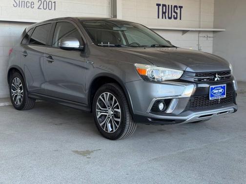 Mercury Gray Metallic 2019 Mitsubishi Outlander Sport SE