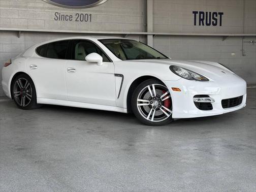 2011 Porsche Panamera Turbo