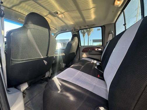 2002 Ford F-350 Lariat