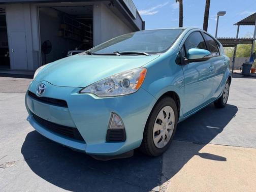 Summer Rain Metallic 2014 Toyota Prius c One