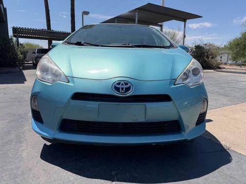 Summer Rain Metallic 2014 Toyota Prius c One