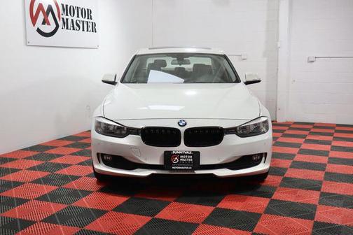 Photo 2 of 27 of 2015 BMW 320 i