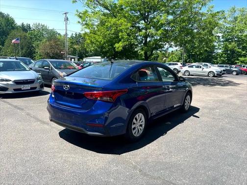 2022 Hyundai Accent SE