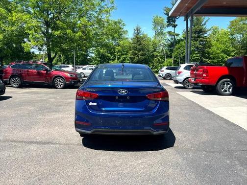 2022 Hyundai Accent SE