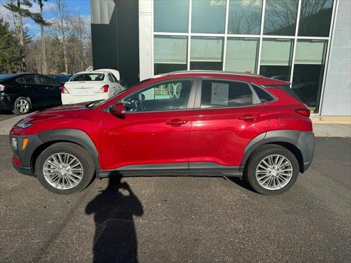 2021 Hyundai KONA SEL Plus