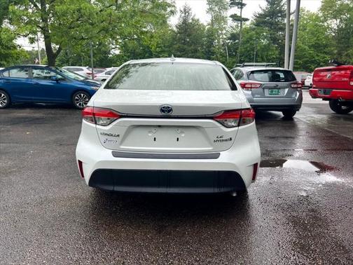 2023 Toyota Corolla Hybrid SE