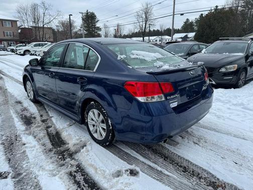 2011 Subaru Legacy Premium
