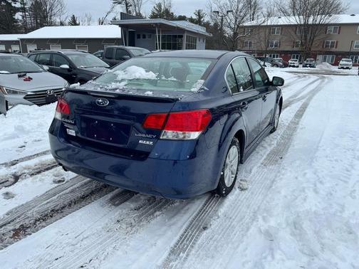 2011 Subaru Legacy Premium