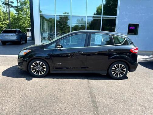 2018 Ford C-Max Hybrid Titanium