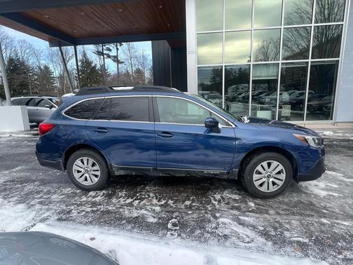 2019 Subaru Outback 2.5i Premium