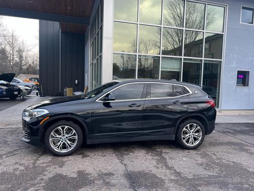 2022 BMW X2 xDrive28i