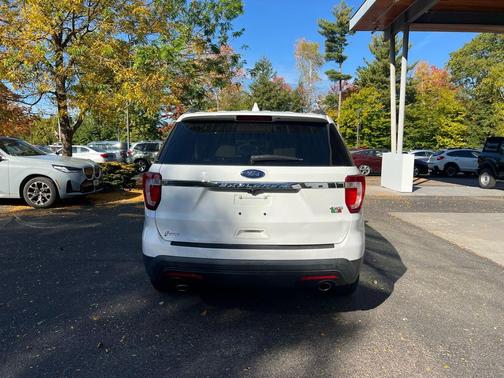 2016 Ford Explorer Base