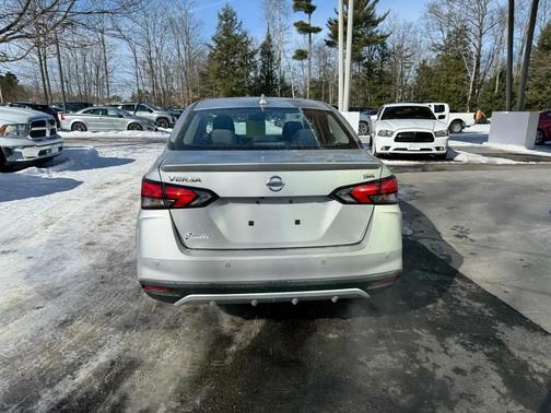 2020 Nissan Versa 1.6 S