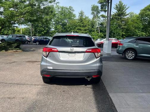 Lunar Silver Metallic 2019 Honda HR-V EX