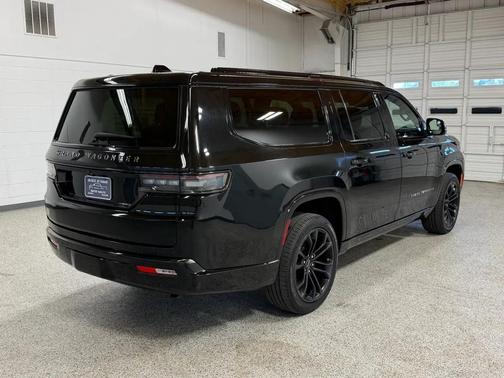 2024 Jeep Grand Wagoneer L Series II 4x4