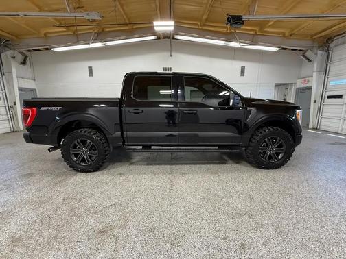 Agate Black Metallic 2022 Ford F-150 XLT