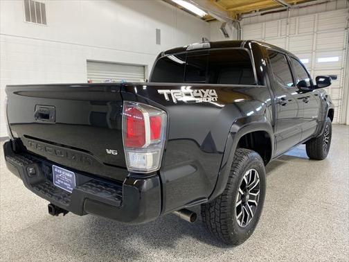 2020 Toyota Tacoma TRD Sport