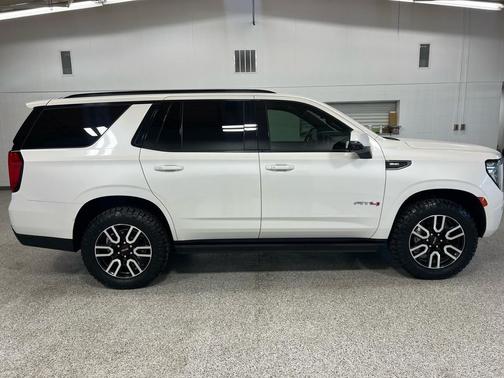 2021 GMC Yukon 4WD AT4