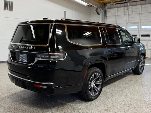 2024 Jeep Grand Wagoneer L 4x4