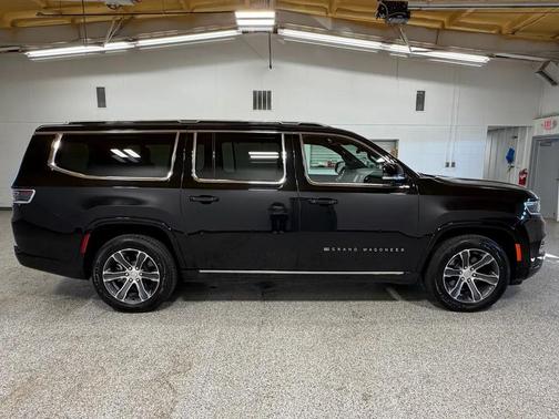 2024 Jeep Grand Wagoneer L 4x4