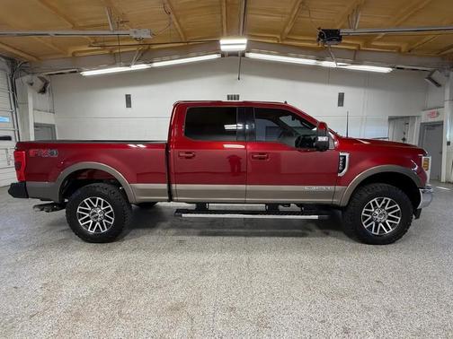 Ruby Red Metallic/Stone Gray 2019 Ford F-250 Lariat
