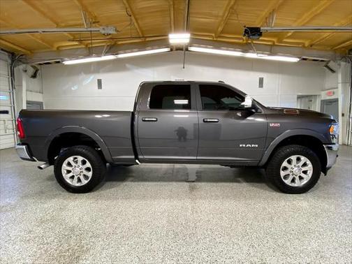 2022 RAM 2500 Laramie Crew Cab 4x4 6'4' Box