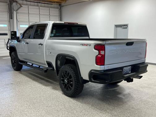 2020 Chevrolet Silverado 2500 Custom
