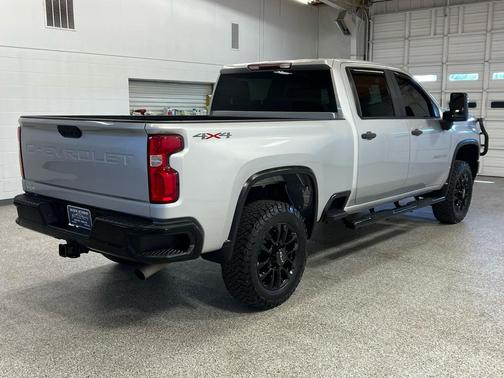 2020 Chevrolet Silverado 2500 Custom