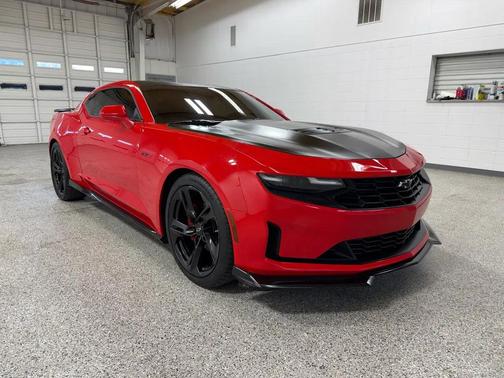 2020 Chevrolet Camaro RWD Coupe LT1