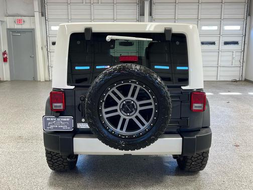 2017 Jeep Wrangler Unlimited Chief Edition 4x4