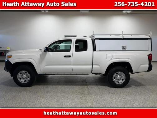 2022 Toyota Tacoma SR