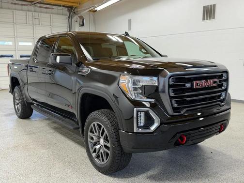 Ebony Twilight Metallic 2022 GMC Sierra 1500 AT4