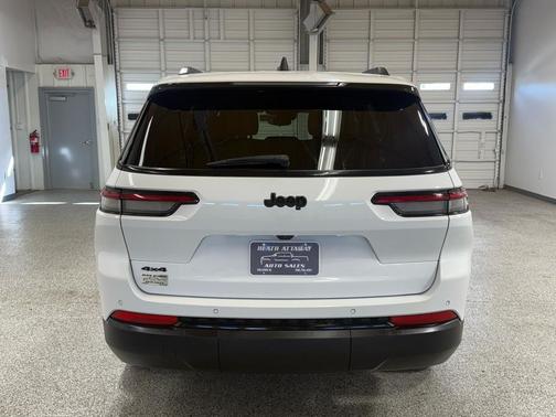 2024 Jeep Grand Cherokee L Altitude