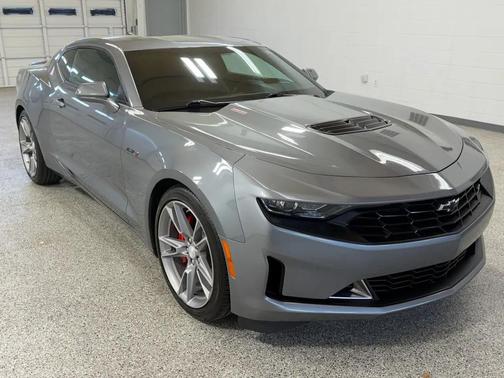 2022 Chevrolet Camaro RWD Coupe LT1