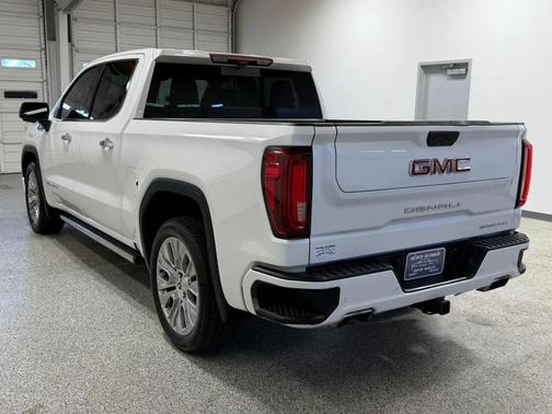 White Frost Tricoat 2021 GMC Sierra 1500 Denali Ultimate