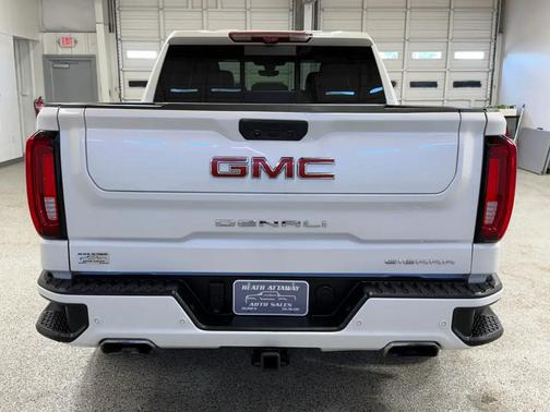 White Frost Tricoat 2021 GMC Sierra 1500 Denali Ultimate