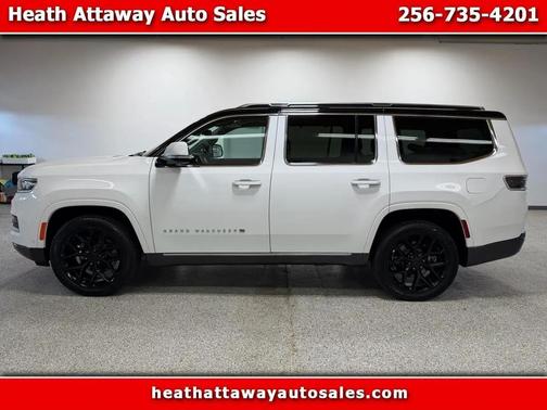 Bright White Clearcoat 2022 Jeep Grand Wagoneer Series II 4x4