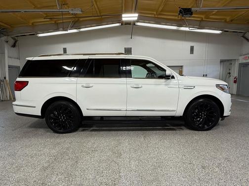 2020 Lincoln Navigator Reserve
