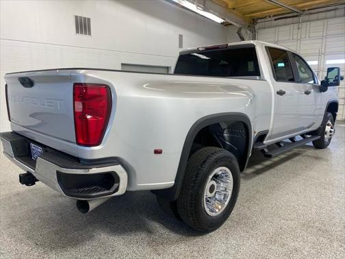 2023 Chevrolet Silverado 3500 WT