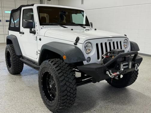 Bright White Clearcoat 2017 Jeep Wrangler Sport