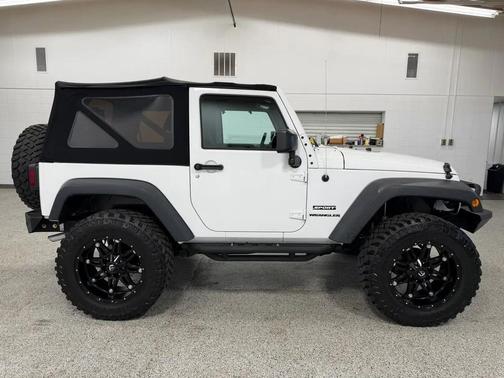 Bright White Clearcoat 2017 Jeep Wrangler Sport