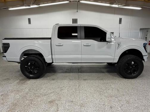 Avalanche 2024 Ford F-150 STX