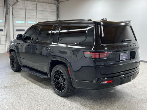 2022 Jeep Wagoneer Series I Obsidian 4x4