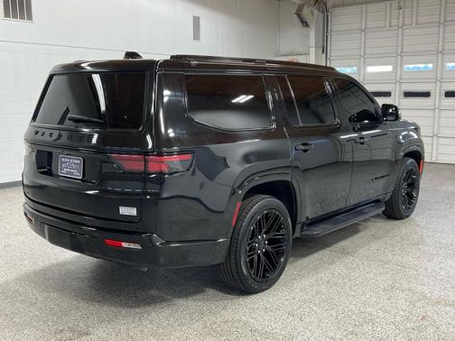 2022 Jeep Wagoneer Series I Obsidian 4x4