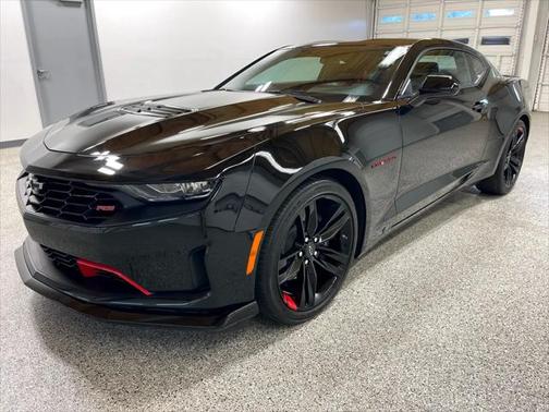 2021 Chevrolet Camaro RWD Coupe LT1